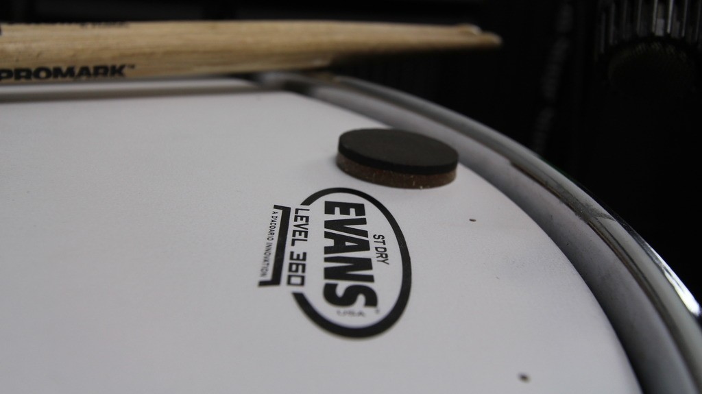 drumtacs closeup